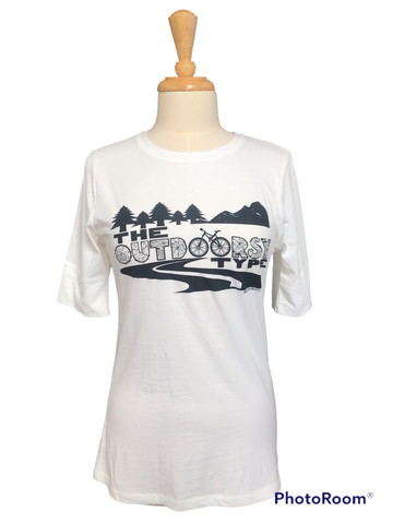 LG Graphic Tee | The Outdoorsy Type