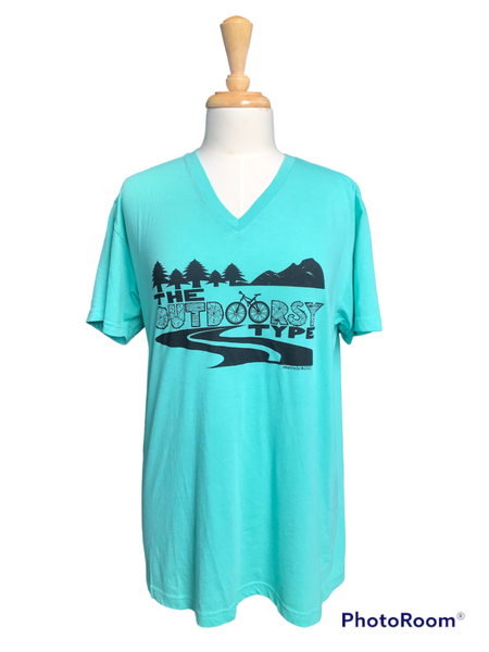 LG Graphic Tee | The Outdoorsy Type